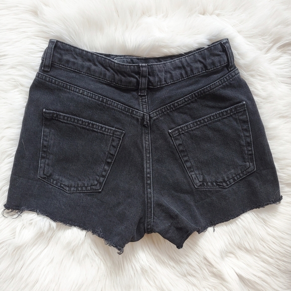 Topshop Embroidered Moto Mom Cutoff Shorts 2 - Picture 5 of 6